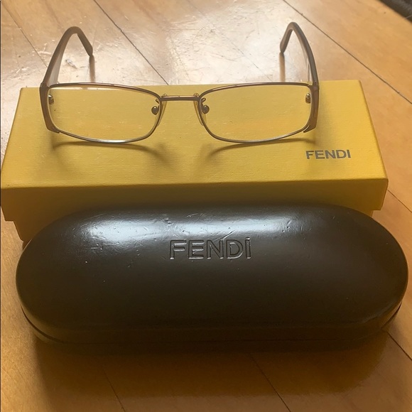 Fendi - Prescription Glasses with Unique Frames - Picture 3 of 14